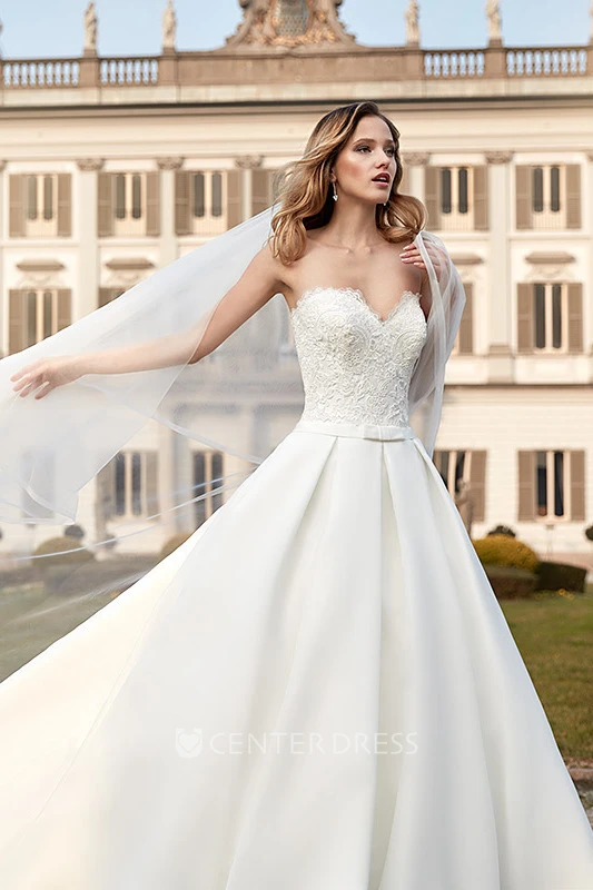 A-Line Sweetheart Chiffon Wedding Dress With Chapel Train