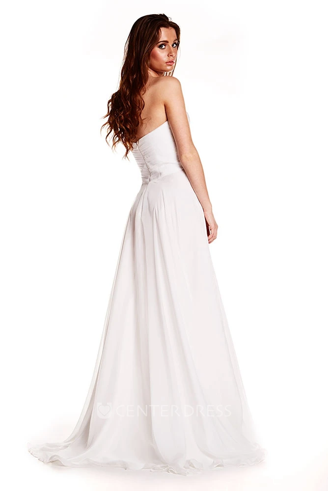A-Line Sweetheart Appliqued Sleeveless Chiffon Prom Dress