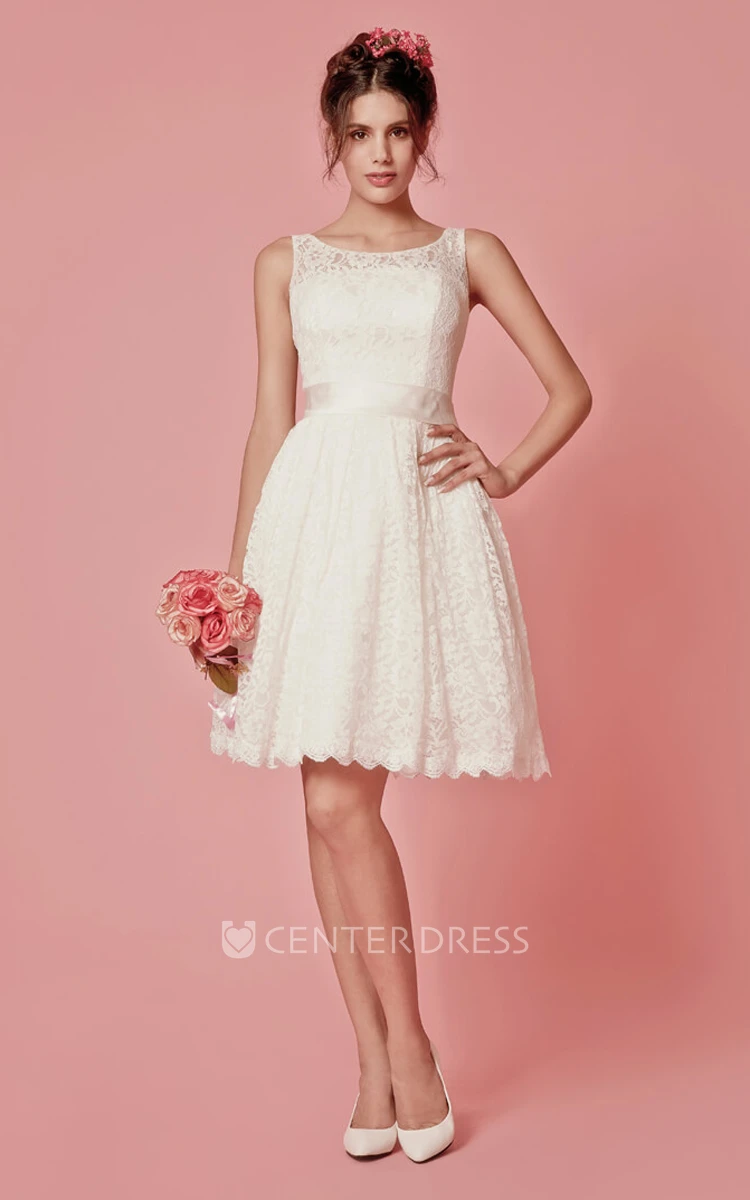 Sleeveless A-Line Lace Short Dress With Scoop Neckline
