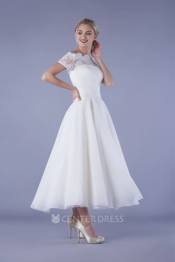 Illusion Lace Vintage Bateau Ankle Length Tulle Wedding Dress With Buttons