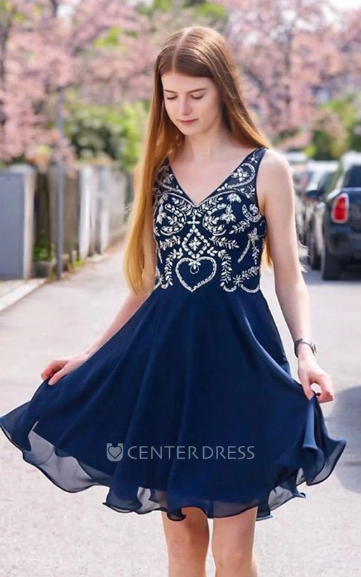 Simple A Line Chiffon V-neck Sleeveless Homecoming Dress with Beading