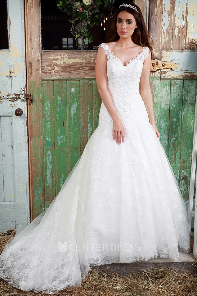Floor-Length Sleeveless V-Neck Appliqued Lace Wedding Dress