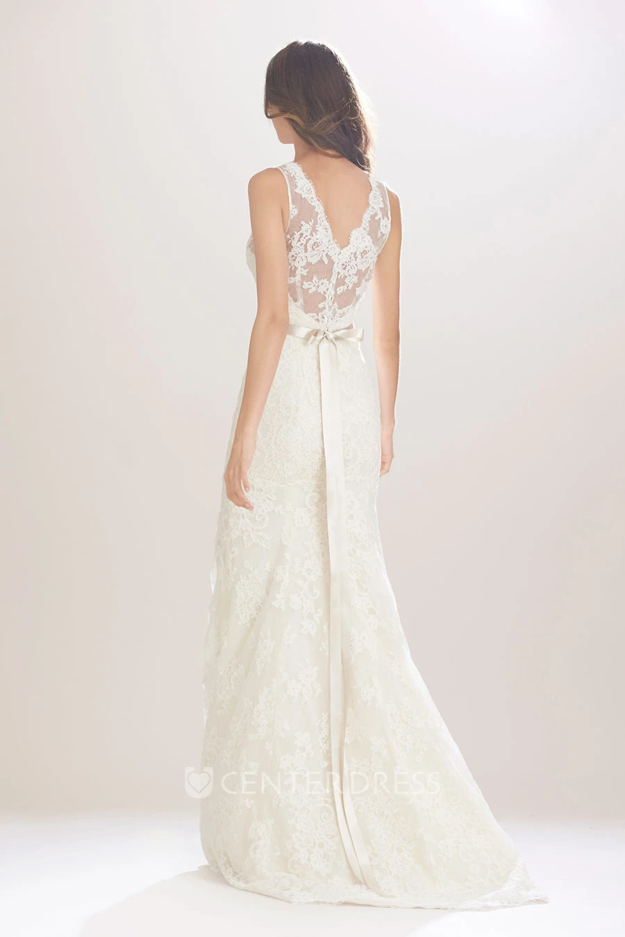Sheath Sleeveless Appliqued V-Neck Lace Wedding Dress With Waist Jewellery And Bow