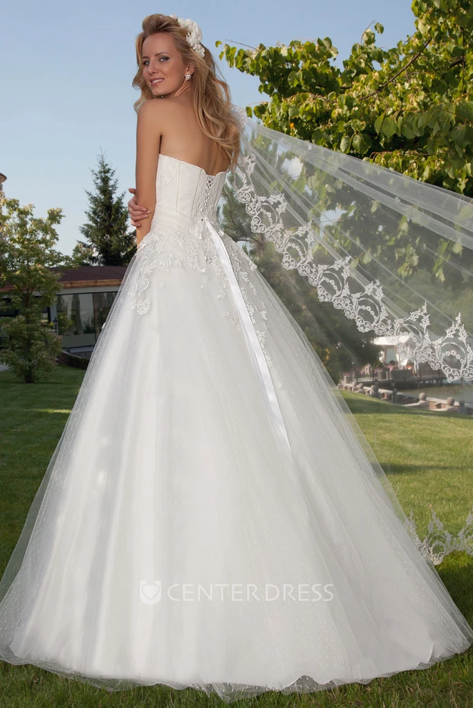 Ball Gown Maxi Appliqued Sweetheart Sleeveless Tulle Wedding Dress