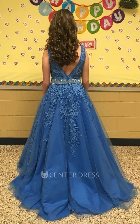 A-Line Sexy Plunging Neckline Tulle Evening Dress With Open Back And Appliques