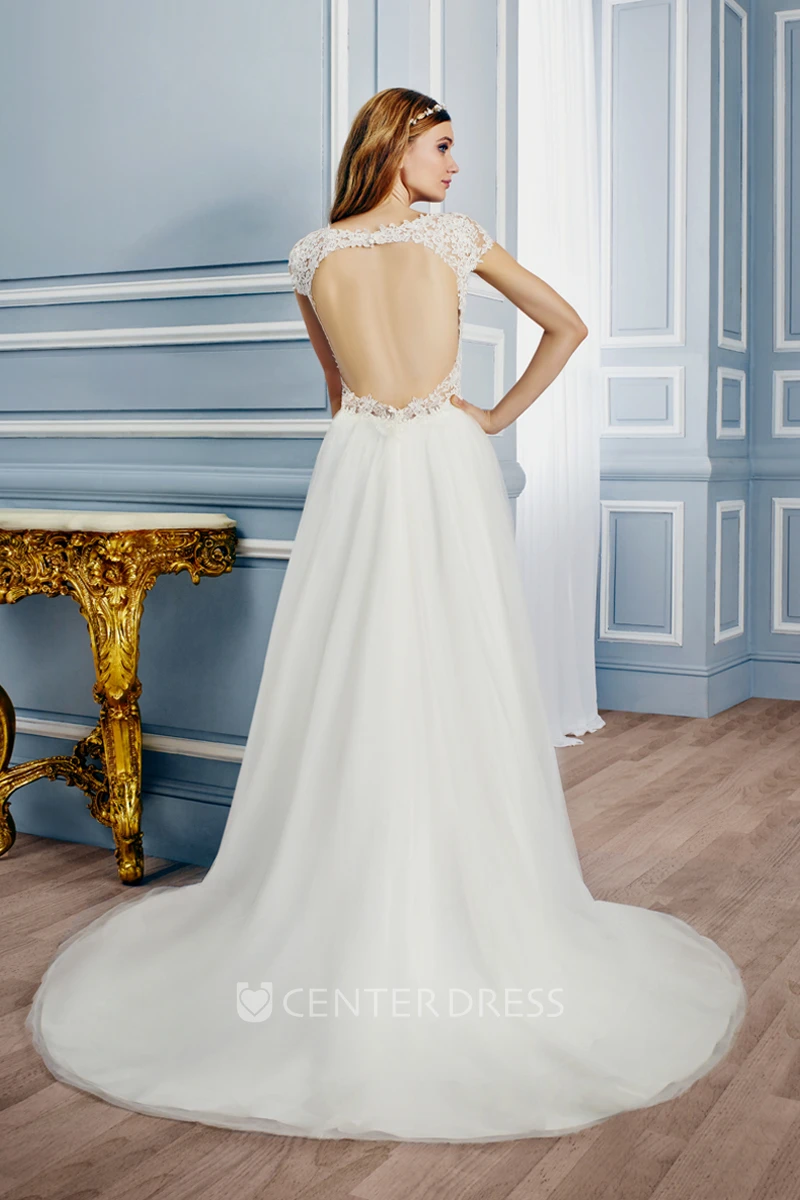 Floor-Length Cap-Sleeve Tulle Wedding Dress With Appliques And Keyhole
