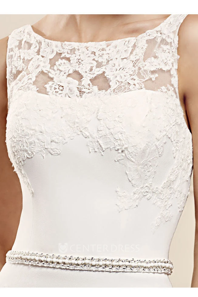 A-Line Bateau Sleeveless Appliqued Maxi Tulle Wedding Dress With Illusion Back And Waist Jewellery