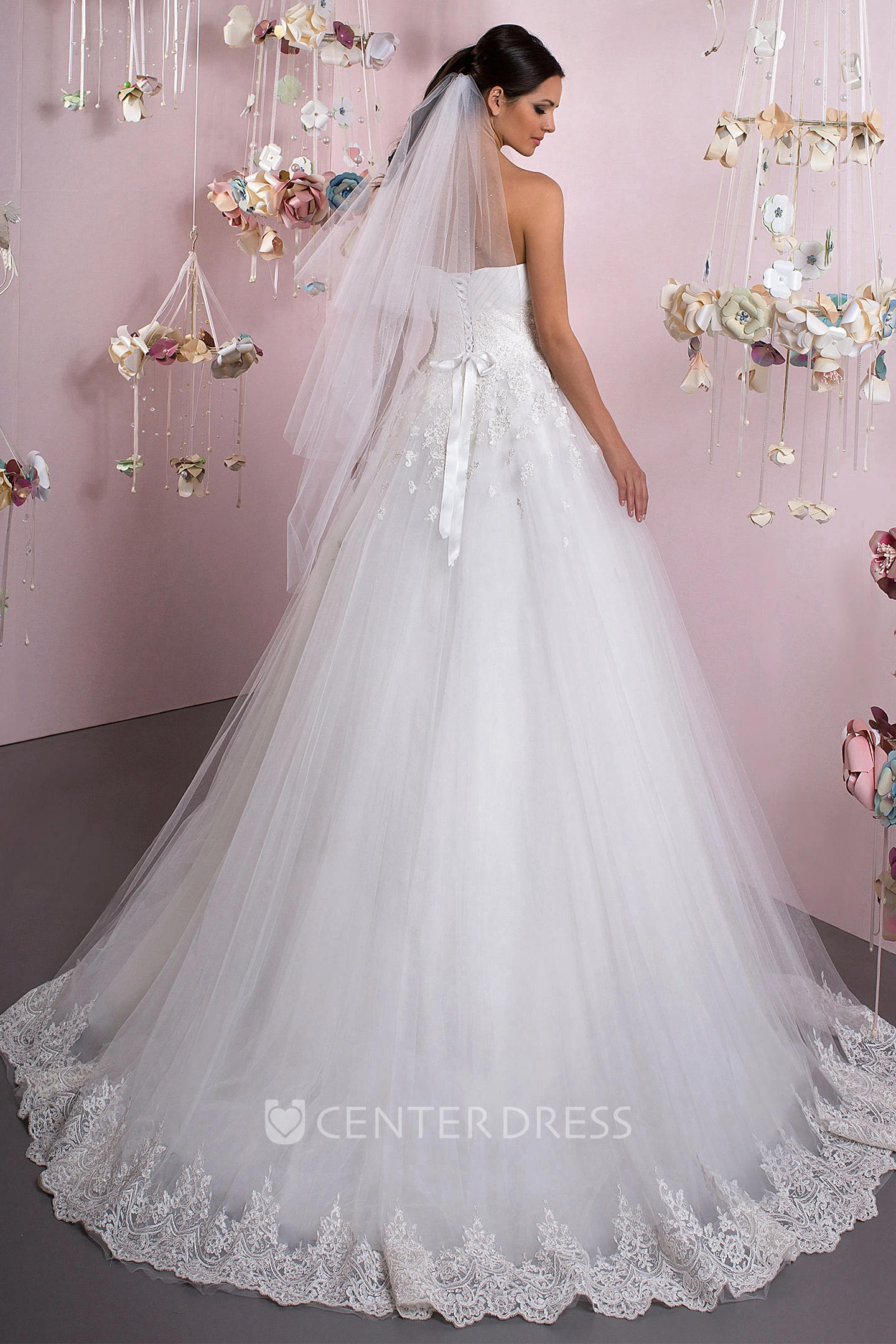 A-Line Sweetheart Sleeveless Criss-Cross Tulle Wedding Dress