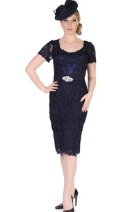 Pencil Knee-Length Scoop Neck Appliqued T-Shirt Sleeve Lace Mother Of The Bride Dress