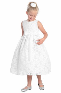 Floral Tea-Length Floral Lace Flower Girl Dress With Embroidery