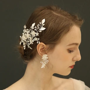 Elegant Flower Bridal Headpiece and Earrings