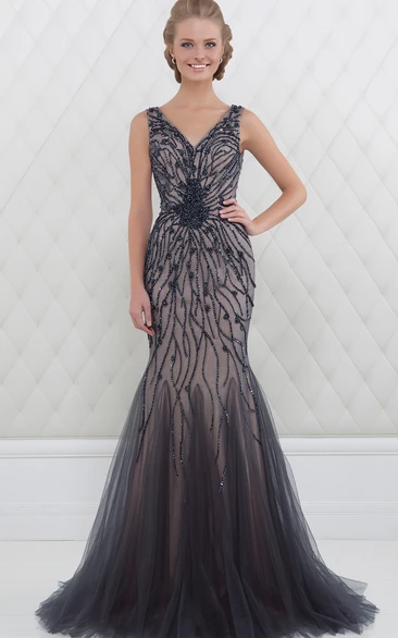 Mermaid Sleeveless Crystal V-Neck Floor-Length Tulle Prom Dress With Pleats