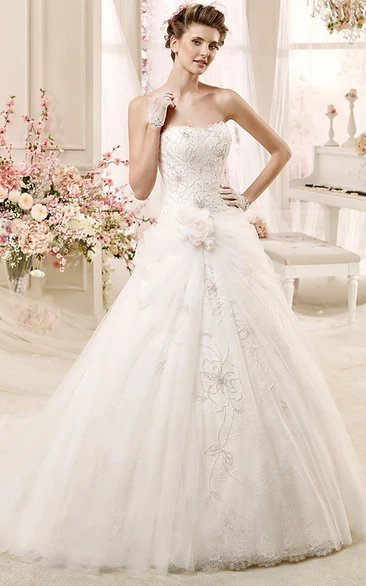 Unique Strapless A-line Wedding Dress with Flowers and Tulle Overlayer