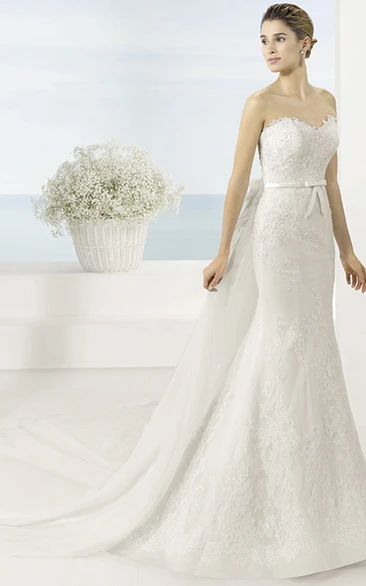 Sweetheart Long Appliqued Lace Wedding Dress With Watteau Train And V Back