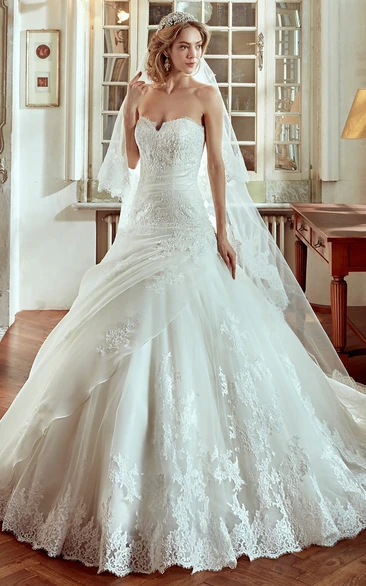 Sweetheart A-line Wedding Dress with Side Draping and Embroidery