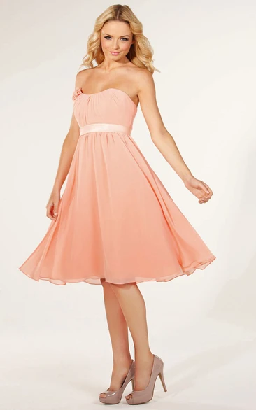 Knee-Length Strapless Floral Chiffon Bridesmaid Dress With Ruching And Lace-Up
