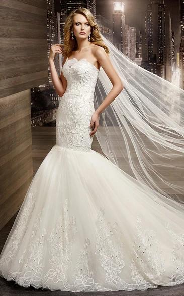 Strapless Mermaid Lace Wedding Dress with Brush Train and Appliques