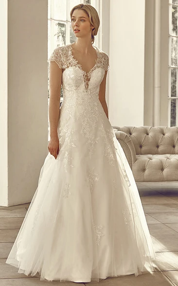 Long V-Neck Cap-Sleeve Appliqued Tulle&Lace Wedding Dress With Illusion