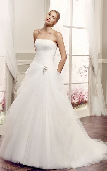 Ball-Gown Broach Strapless Sleeveless Maxi Tulle Wedding Dress With Backless Style And Draping