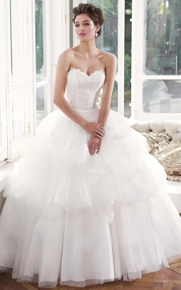 Ball Gown Sweetheart Pick-Up Long Tulle Wedding Dress With Lace And Tiers
