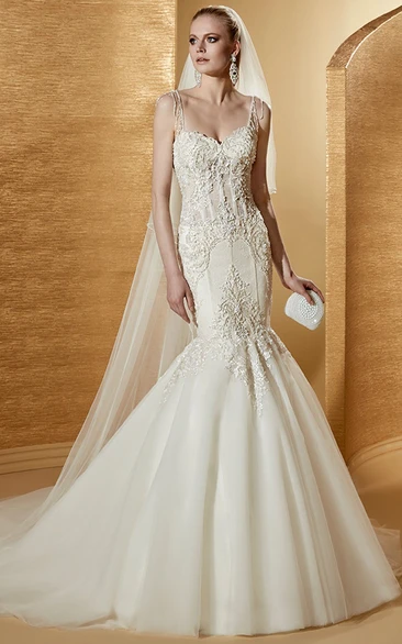 Sweetheart Court-train Mermaid Wedding Gown with Fine Appliques and Spaghetti Straps 