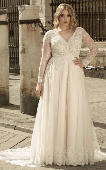 Long Sleeved A Line V-neck Court Train Wedding Dress with Appliques