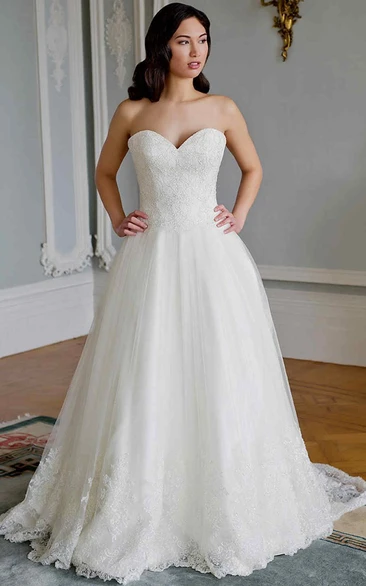 A-Line Sweetheart Tulle&Lace Wedding Dress With Court Train