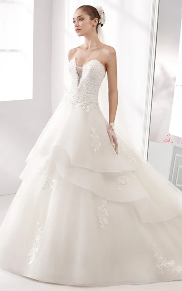 Sweetheart A-Line Wedding Gown with Lace Appliques Bodice and Tiers Skirt