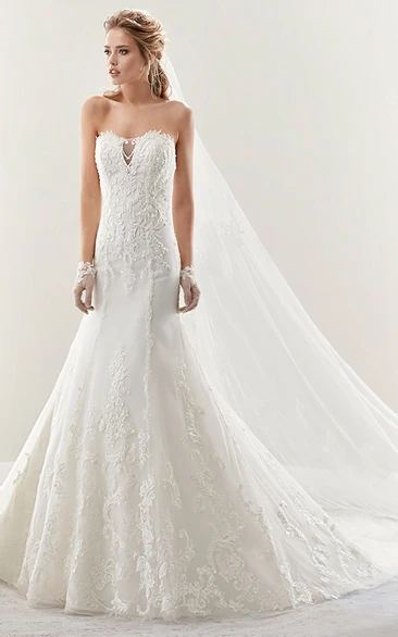 Strapless Mermaid Lace Gown With Illusive Details And Brush Train