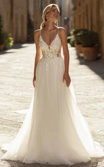Bohemian Lace Spaghetti A-Line Country Wedding Dress with Open Back and Appliques