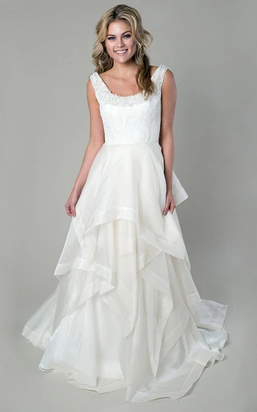A-Line Scoop-Neck Maxi Appliqued Sleeveless Organza Wedding Dress With Tiers And Draping