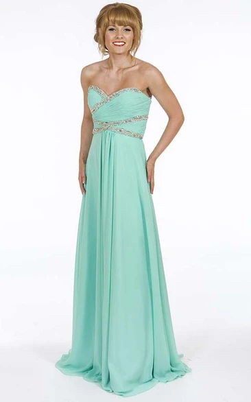 A-Line Sweetheart Long Ruched Sleeveless Chiffon Prom Dress With Beading