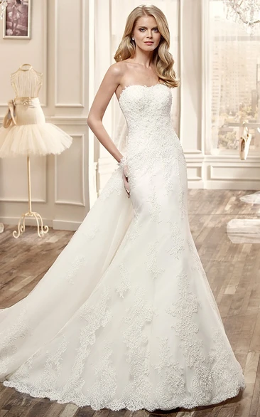 Strapless Lace Long Wedding Dress With Low Back And Chapel Train