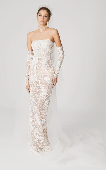 Romantic Lace Sheath Wedding Dress Off-Shoulder Open Back Sexy Appliques