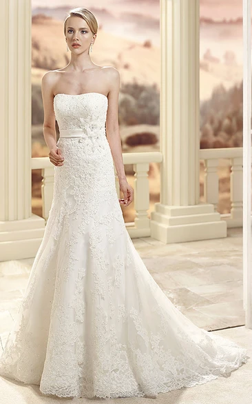 Sheath Maxi Appliqued Sleeveless Strapless Lace Wedding Dress With Flower And Cape