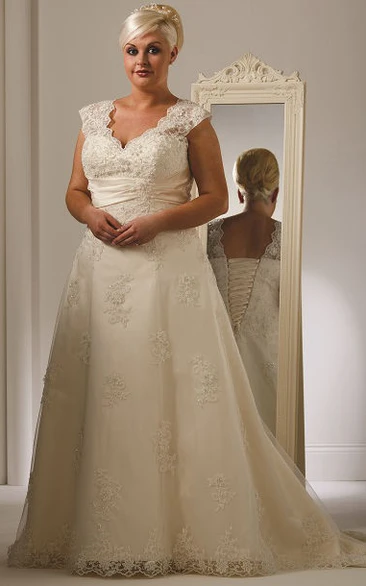 Plus Size Scalloped V Neck Allover Lace Bridal Gown With Lace Up