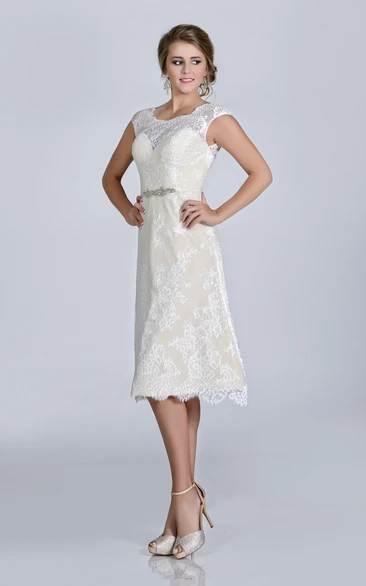 Knee Length Lace Cap Sleeve Wedding Dress With Scoop Neckline And Crystal Brooch