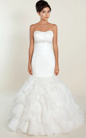 Trumpet Floor-Length Strapless Jeweled Tulle&Lace Wedding Dress With Appliques And Ruffles