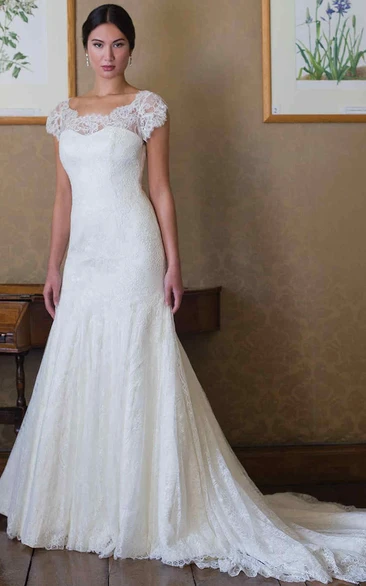 Cap-Sleeve Scoop-Neck Lace Wedding Dress With Illusion