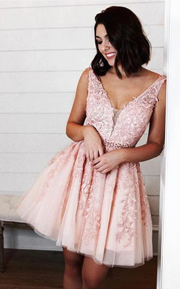 Adorable A Line Lace Tulle V-neck Sleeveless with Beading Homecoming Dress