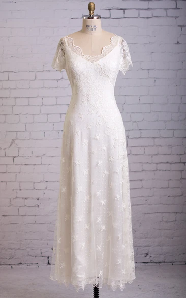 Column Cap-sleeved Lace Dress With Scalloped Edge Neckline