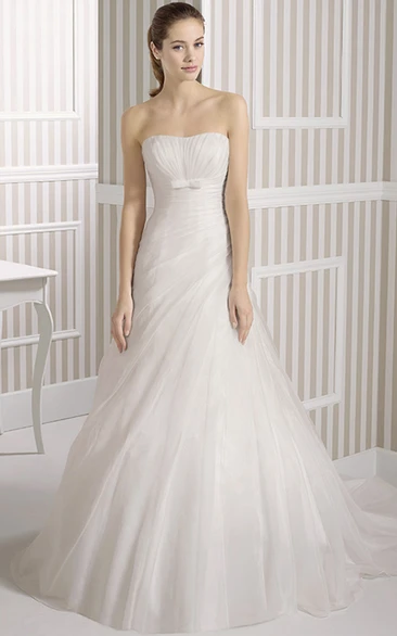 A-Line Sleeveless Strapless Floor-Length Side-Draped Tulle Wedding Dress With Cape