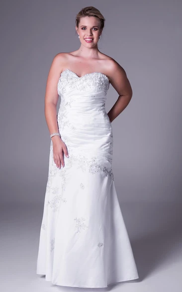 Floor-Length Ruched Sweetheart Satin Plus Size Wedding Dress With Appliques And Corset Back