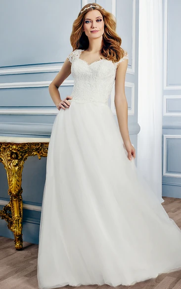 Floor-Length Cap-Sleeve Tulle Wedding Dress With Appliques And Keyhole