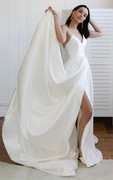 A Line Sexy Sweetheart Wedding Dress with Pockets and Split Front 