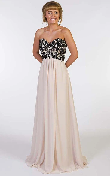 A-Line Sleeveless Appliqued Sweetheart Floor-Length Chiffon Prom Dress With Lace-Up Back