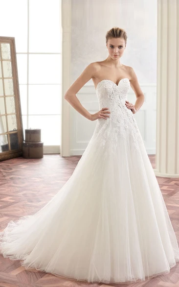 A-Line Long Appliqued Sweetheart Sleeveless Tulle Wedding Dress