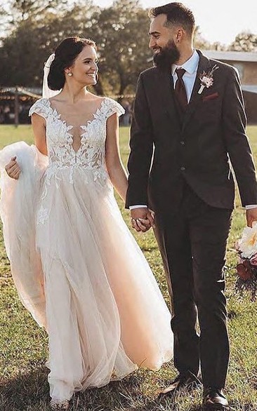 Romantic A Line Tulle Scalloped Neck Wedding Dress with Appliques