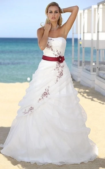 A-Line Strapless Pick-Up Organza Wedding Dress With Flower And Ruffles
