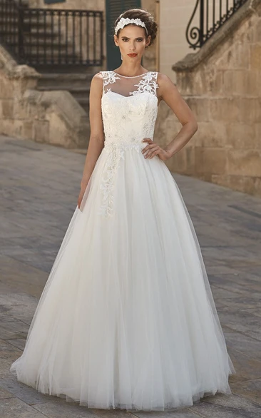 A-Line Embroidered Sleeveless Floor-Length Scoop-Neck Tulle Wedding Dress With Pleats